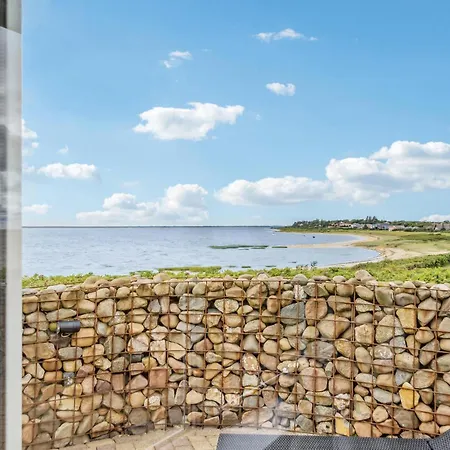 Stunning In V With Wifi 펜션